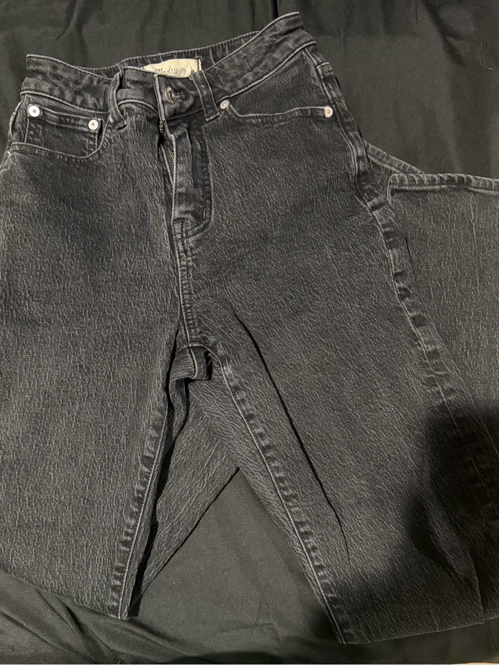 Madewell women’s black curvy 90s straight